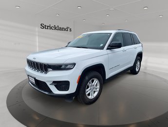2023 Jeep Grand Cherokee 4X4 Laredo