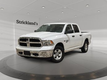 2022 Ram RAM 1500 Classic Crew Cab 4x4 (DS) SLT (140.5 WB 5'7 Box) SWB