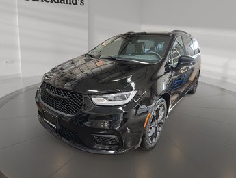 2024 Chrysler Pacifica TOURING S