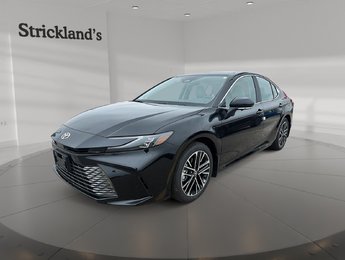 2025 Toyota Camry Hybrid XLE AWD
