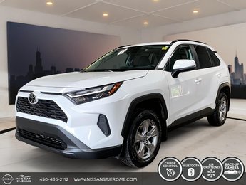 Toyota RAV4 XLE AWD MAGS TOIT CRUISE BLUETOOTH CAMÉRA 2022