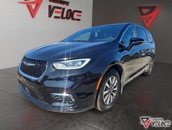 Chrysler Pacifica Hybrid SELECT 2025
