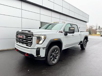 2025 GMC Sierra 2500 AT4 CREW CAB 4WD