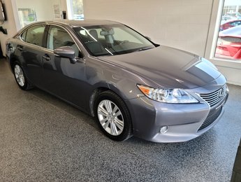 Lexus ES 350  2015