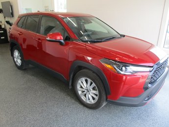 2022 Toyota COROLLA CROSS LE