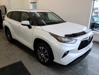 Toyota Highlander XLE AWD, 2022
