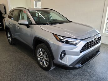 Toyota RAV4 XLE PREMIUM AWD, 2024