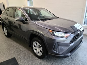 Toyota RAV4 LE AWD 2024