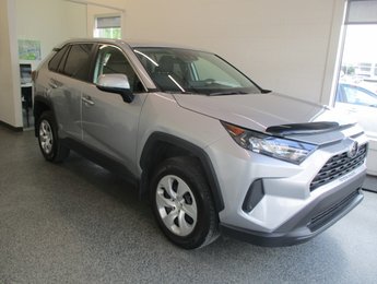 Toyota RAV4 LE 2024