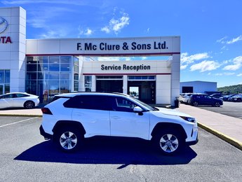 2023 Toyota RAV4 LE HYBRID