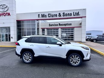 Toyota RAV4 XLE 2025