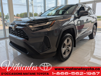 Toyota RAV4 XLE 2024