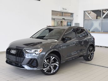 2022 Audi Q3 TECHNIK+BLACK PACK+SPORT PACK