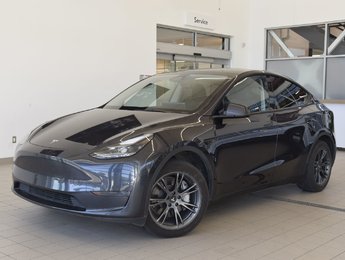 Tesla Model Y SR+CUIR+TOIT PANO+BAS KM 2024