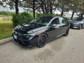 Volkswagen Golf R BLACK EDITION+AKARPOVIC+ 2025