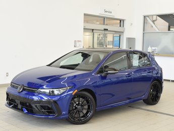 Volkswagen Golf R BLACK EDITION+AKKRAPOVIC 2026