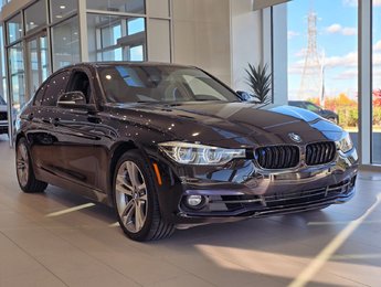 BMW 3 Series 330i xDrive | BAS KM | 8 PNEUS | CAM | TOIT | +++ 2018