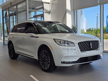 2020 Lincoln CORSAIR Reserve AWD | TOIT PANO | JANTES 20P | BAS KM !!