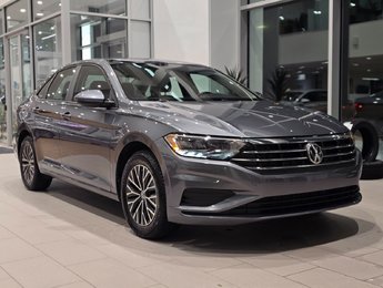 Volkswagen Jetta Highline TOIT | CUIR | CARPLAY | CAMÉRA | BAS KM 2019