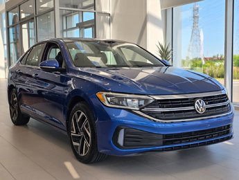 2022 Volkswagen Jetta Highline TOIT | CUIR | CAMÉRA | CARPLAY | BAS KM!!