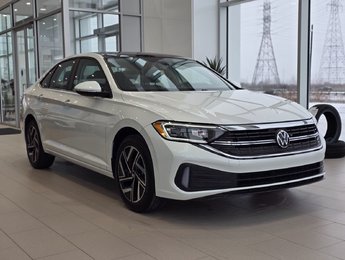 Volkswagen Jetta Highline TOIT | CUIR | NAV | DÉMARREUR | BAS KM 2024