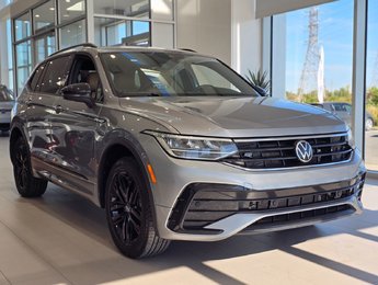 Volkswagen Tiguan Comfortline R-LINE | BLACK PACK | TOIT PANO | CUIR 2022