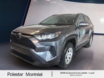 Toyota RAV4 LE 2021
