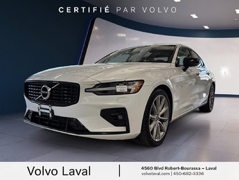 2022 Volvo S60 Momentum
