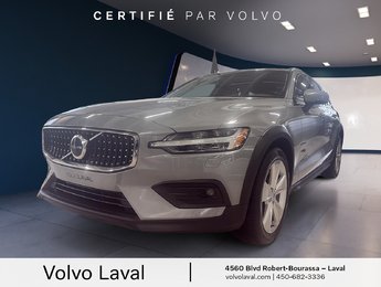 2024 Volvo V60 Cross Country Core