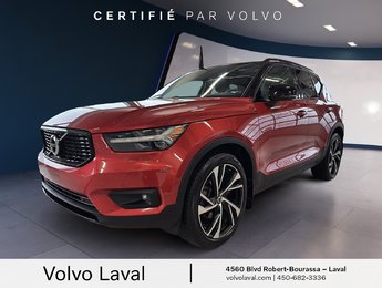 2022 Volvo XC40 R-Design