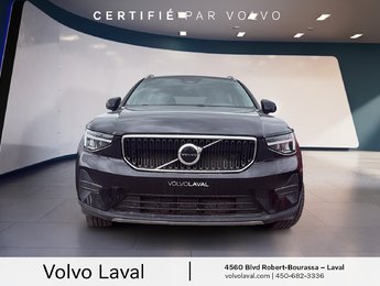 2023 Volvo XC40 Core