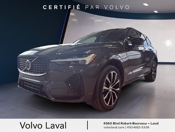 Volvo XC60 Recharge Plus Dark Theme 2023