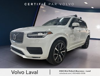 2021 Volvo XC90 Momentum