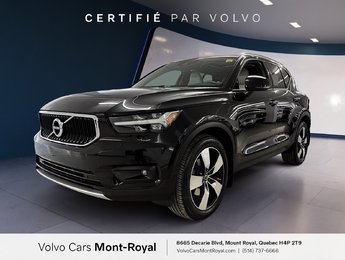 Volvo XC40 Momentum 2022