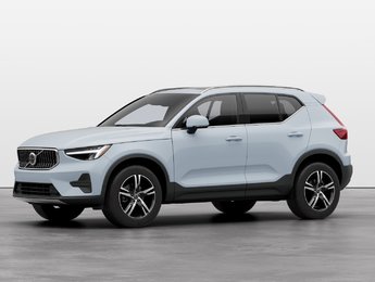 Volvo XC40 CORE VERSION LUSTRÉE 2025