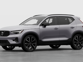 2026 Volvo XC40 PLUS VERSION FONCÉE