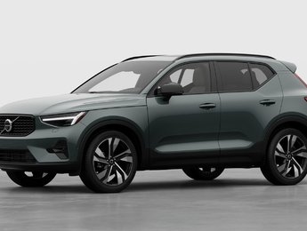 2026 Volvo XC40 ULTRA DARK THEME