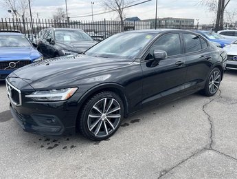 Volvo S60 T6 AWD Momentum 2021