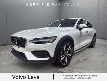 Volvo V60 Cross Country Ultimate 2024