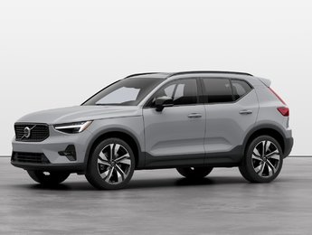 Volvo XC40 Plus Dark Theme 2025
