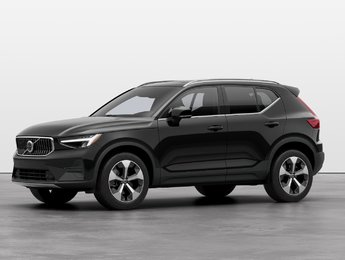 Volvo XC40 Core Bright Theme 2025