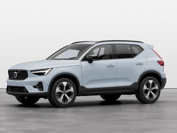 Volvo XC40 Plus Dark Theme 2025
