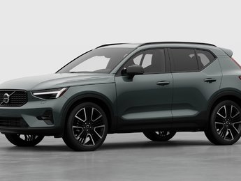 2026 Volvo XC40 Plus Dark Theme