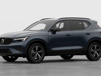 2026 Volvo XC40 Core Dark Theme