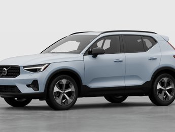 Volvo XC40 Plus (Dark Theme) 2026