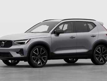Volvo XC40 Ultra Dark Theme 2026
