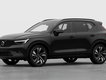 Volvo XC40 Plus Dark Theme 2026