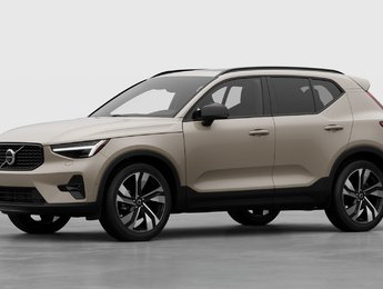Volvo XC40 Plus Dark Theme 2026
