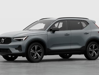 2026 Volvo XC40 Core Dark Theme