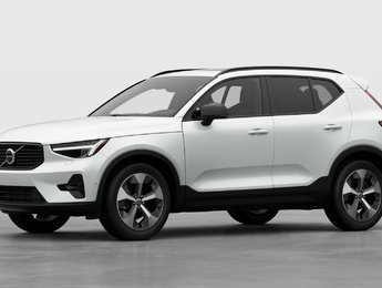 Volvo XC40 Plus Dark Theme 2026